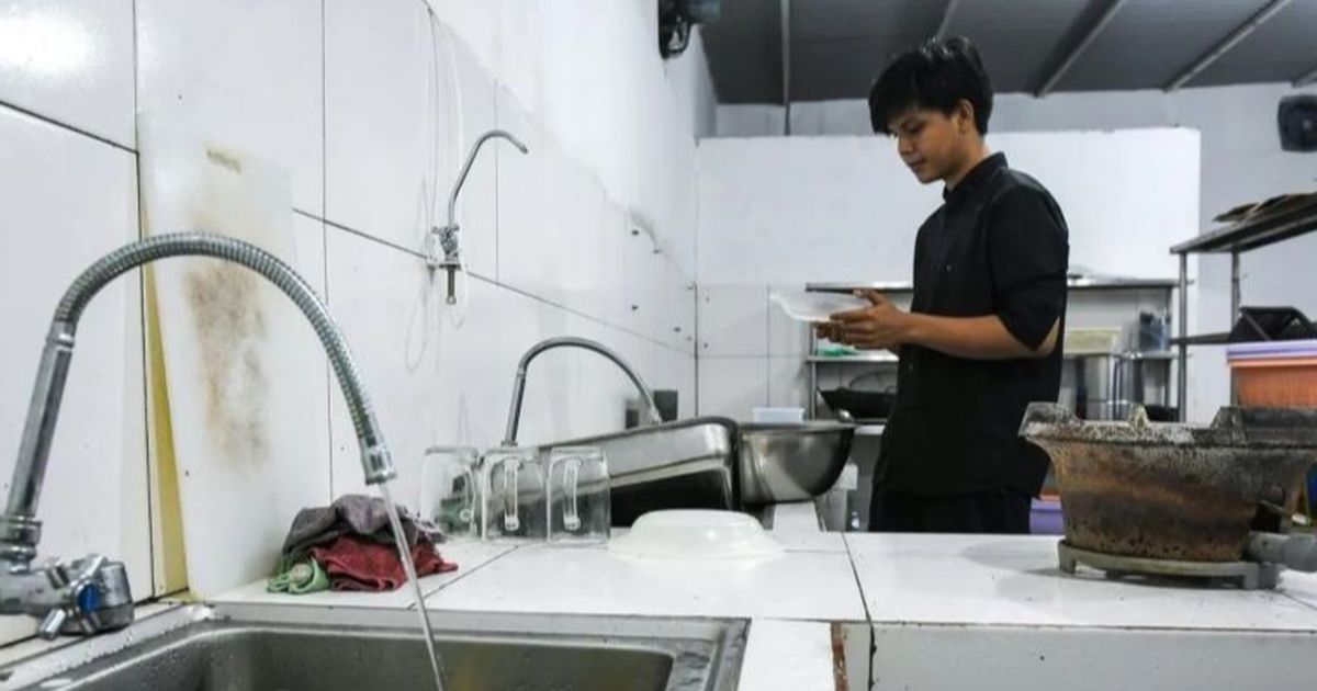Sistem Pengawasan Alur Produksi