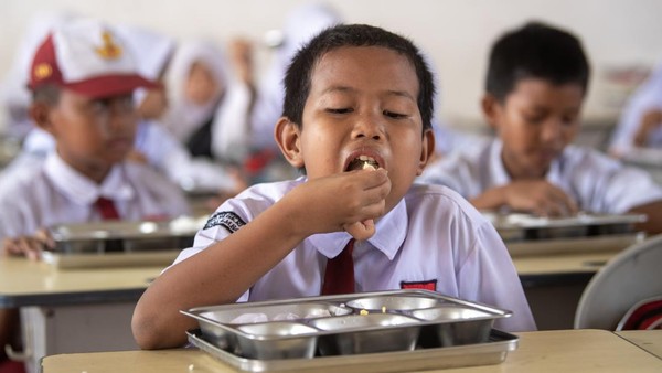 contoh sop mbg di sekolah