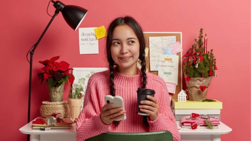 industri konten berbasis internet