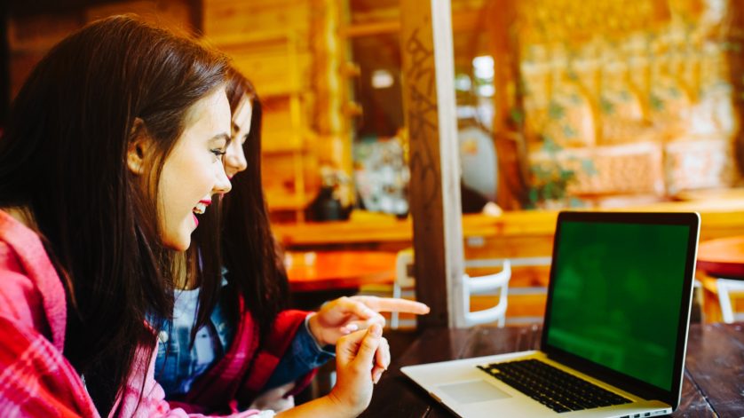 Optimasi website multibahasa Bali