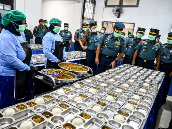 tempat makan sing gratis