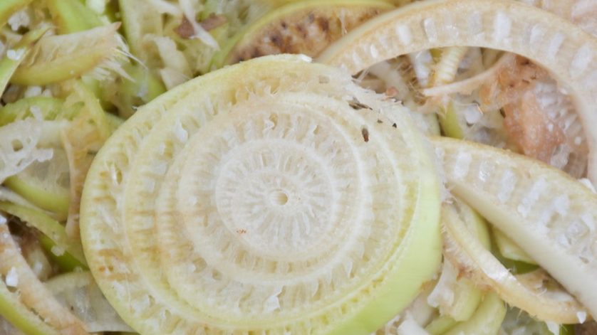 manfaat cacahan batang pisang untuk ternak